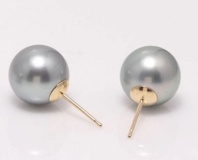 Tahitian Pearl Studs