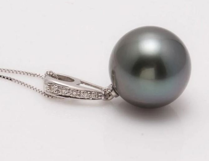 Tahitian Pearl and Diamond Pendant