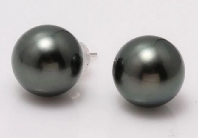 Tahitian Pearl Studs